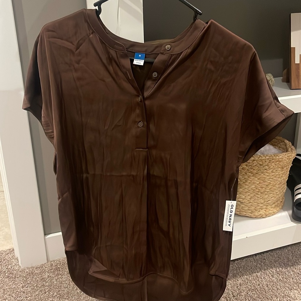 Brown silk blouse. Old navy. Size M. New with tags. Never worn.